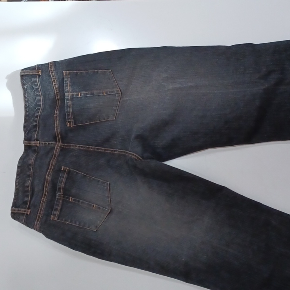 Women's black capris - Picture 2 of 4